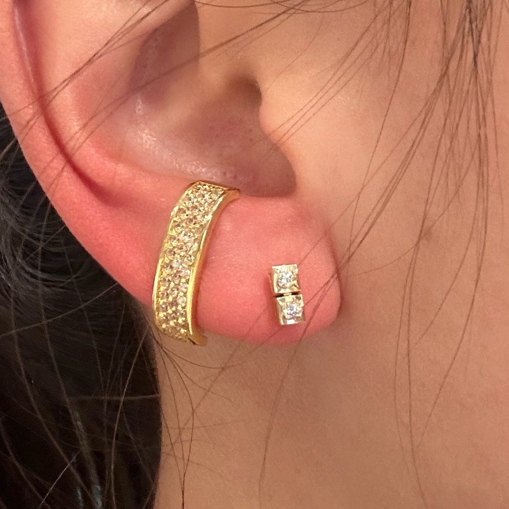 Gold plated pavé cuff like stud earrings